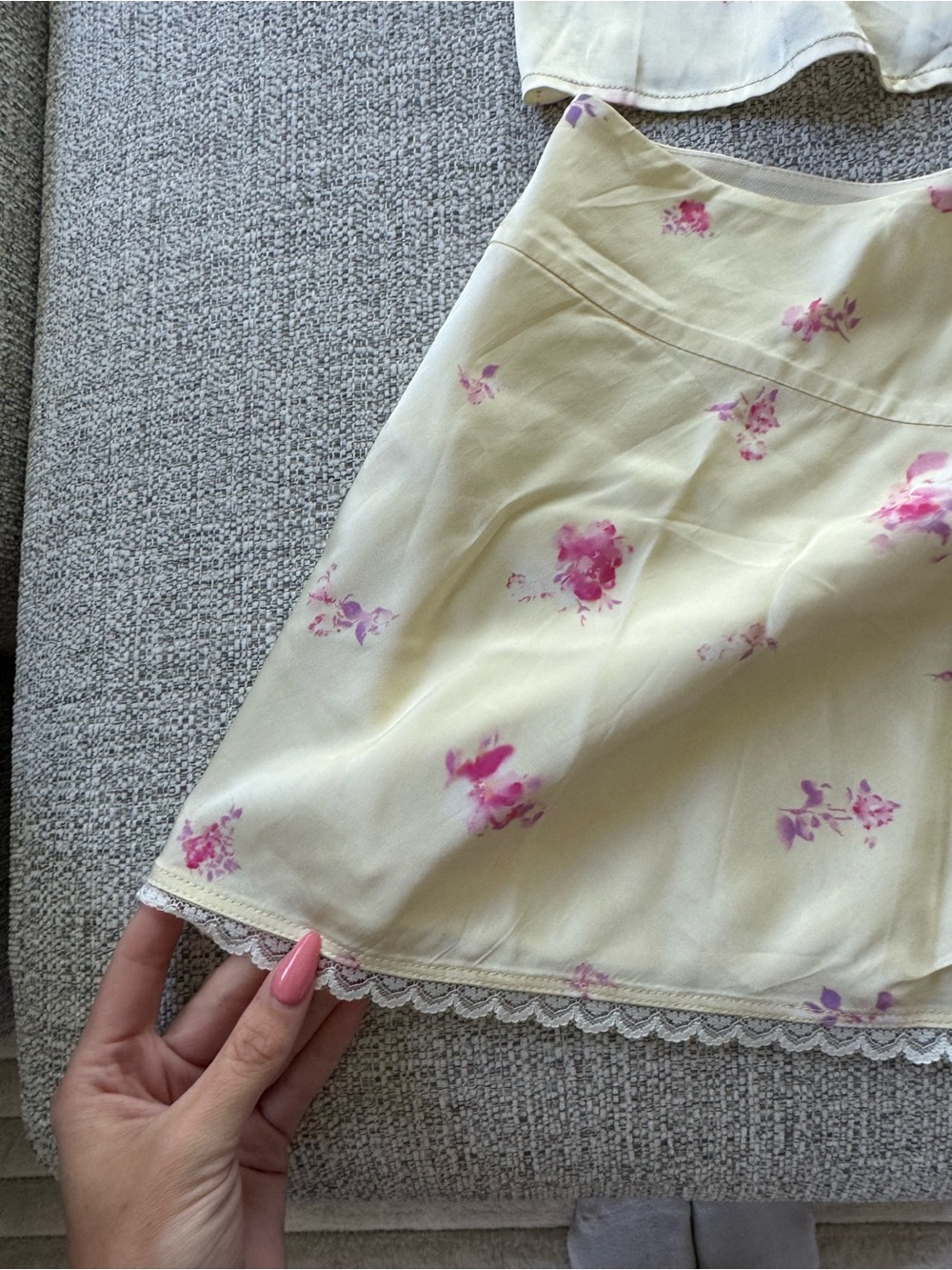 Tularosa Floral Satin Cami & Mini Skirt Set – NWT - Picture 4 of 12